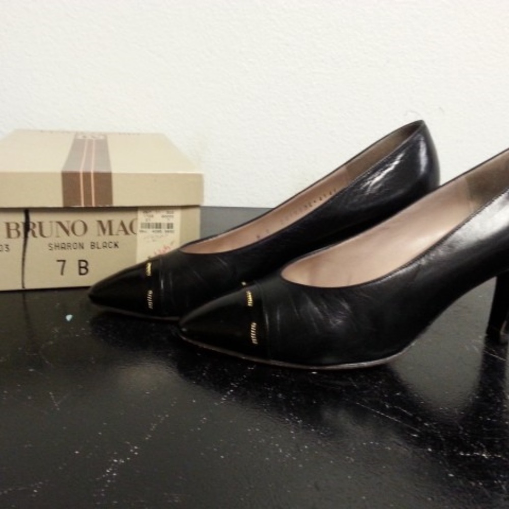Bruno Magli Women's Dress Shoes Pumps Heels